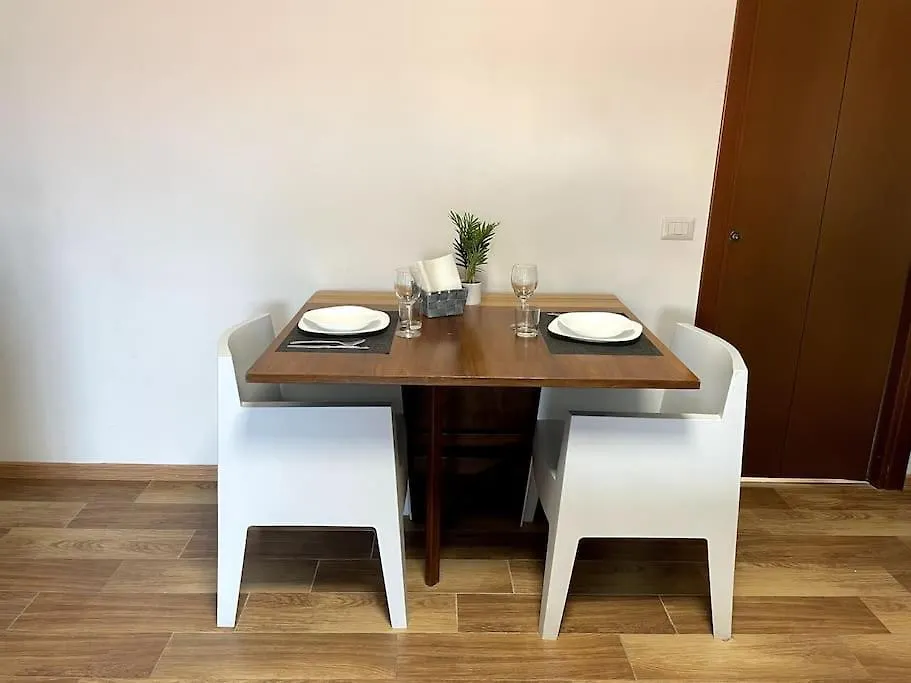 Appartamento Free Parking Il Terrazzino ⭑⭑⭑⭑⭑ Milano 0*,