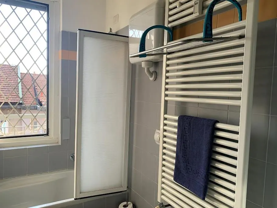 Free Parking Il Terrazzino ⭑⭑⭑⭑⭑ Apartment Milan Italy